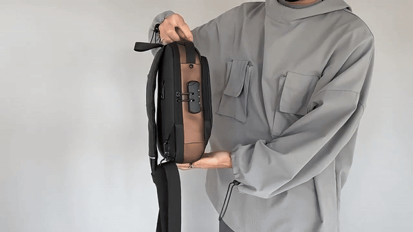 Sling Bag For Men CrossBody Backpack For Men Women, Anti-Theft Chest Bag With USB Charging Port