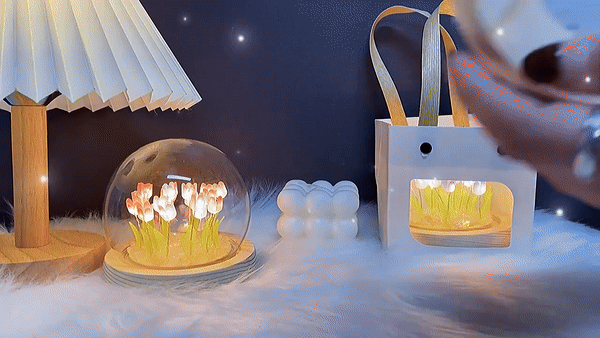Romantic Tulip Lamp
