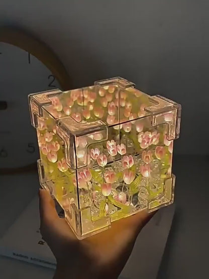 Squre Tulip Lamp
