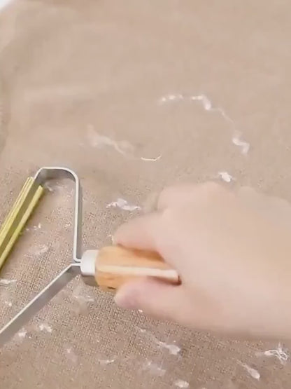 Wooden Handle Portable Metal Lint Roller